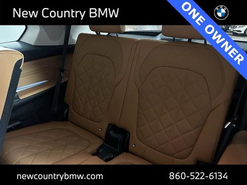 Used 2024 BMW X7 xDrive40i w/ Premium Package image 28