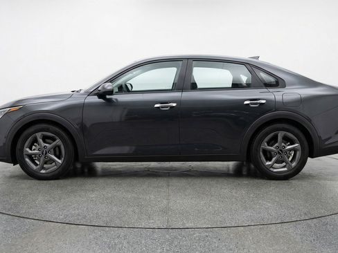 Used 2025 Kia K4 FWD image 5