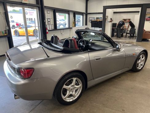 Used 2001 Honda S2000 image 18
