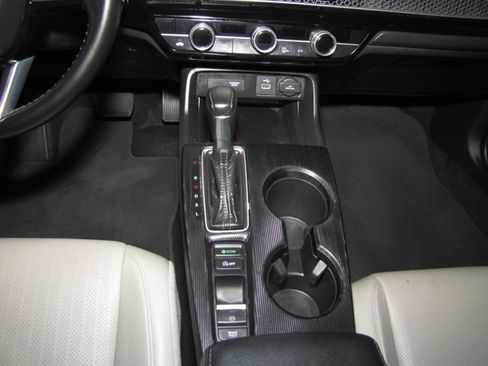 Certified 2024 Honda Civic EX-L image 16