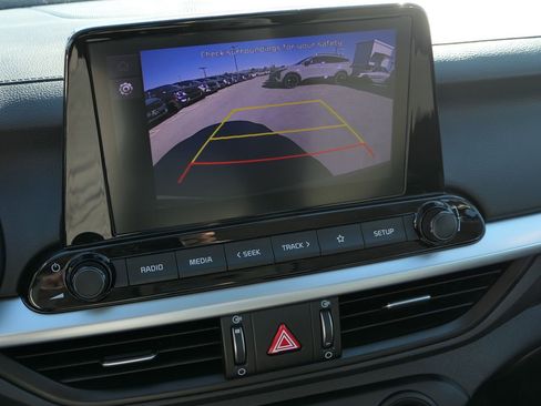 Used 2024 Kia Forte LXS image 20