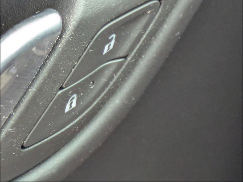 Used 2024 GMC Yukon XL Denali Ultimate AWD/4WD image 29