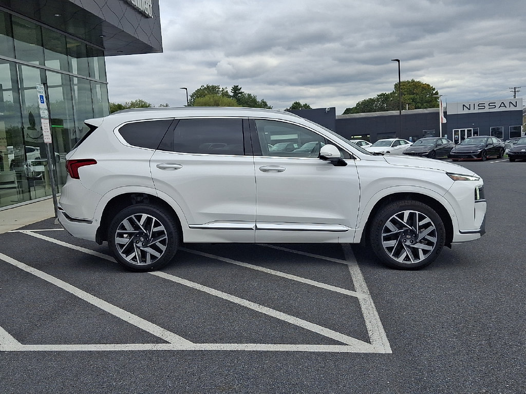 Used 2023 Hyundai Santa Fe Calligraphy AWD/4WD image 7