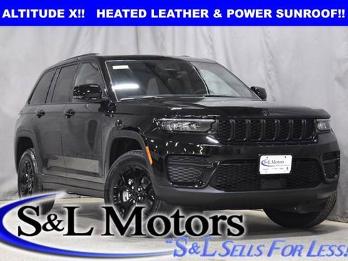 New 2025 Jeep Grand Cherokee Altitude image 1