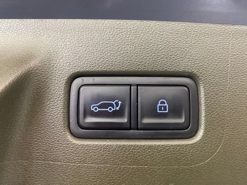 Used 2025 Hyundai Santa Fe Calligraphy AWD/4WD image 32