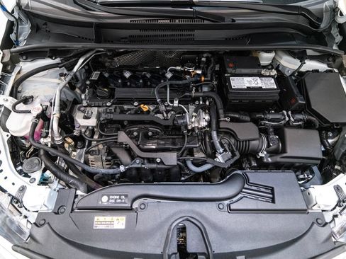 Used 2025 Toyota Corolla LE FWD image 32
