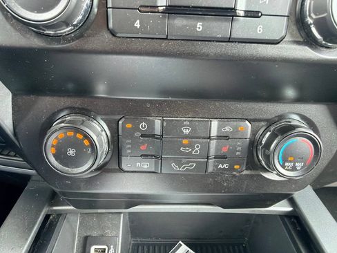 Used 2019 Ford F150 XLT w/ Equipment Group 302A Luxury AWD/4WD image 22