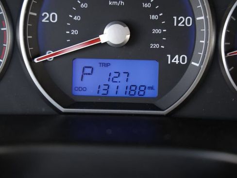 Used 2010 Hyundai Santa Fe SE FWD image 43