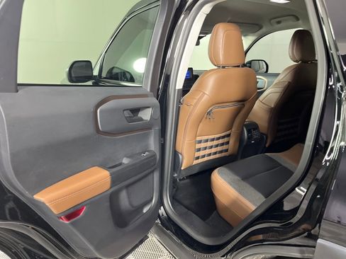 Used 2023 Ford Bronco Sport Outer Banks w/ Tech Package image 12