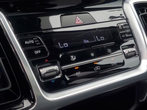 Used 2021 Kia Sorento SX image 27