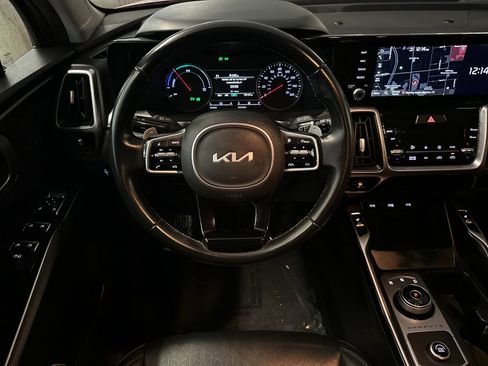 Certified 2022 Kia Sorento S image 19