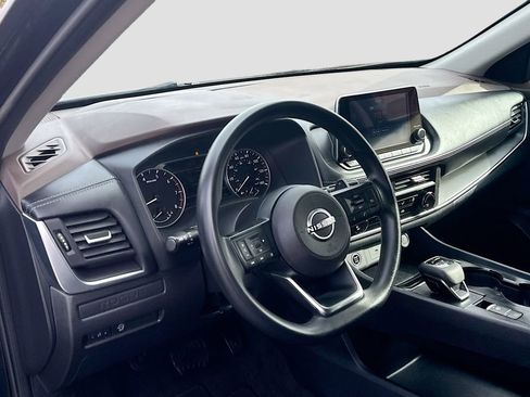 Used 2023 Nissan Rogue S image 20
