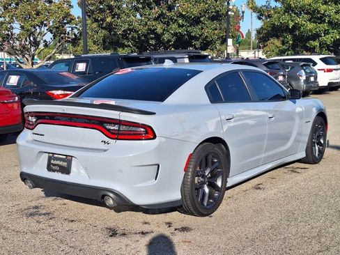 Used 2022 Dodge Charger R/T w/ Driver Convenience Group image 5