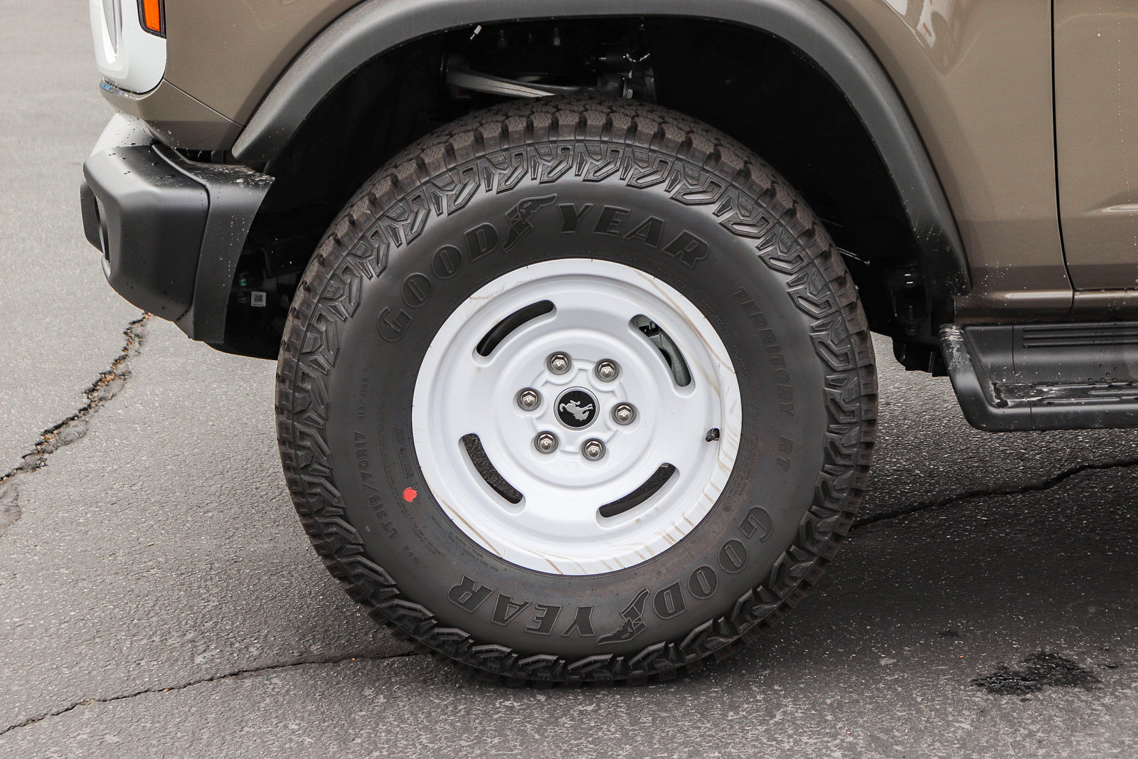 New 2026 Ford Bronco Heritage Edition AWD/4WD image 10