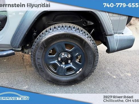 Used 2021 Jeep Wrangler Sport AWD/4WD image 16