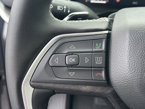 New 2025 Jeep Grand Cherokee Limited image 29