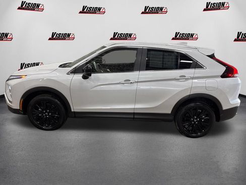 Used 2024 Mitsubishi Eclipse Cross LE AWD/4WD image 8