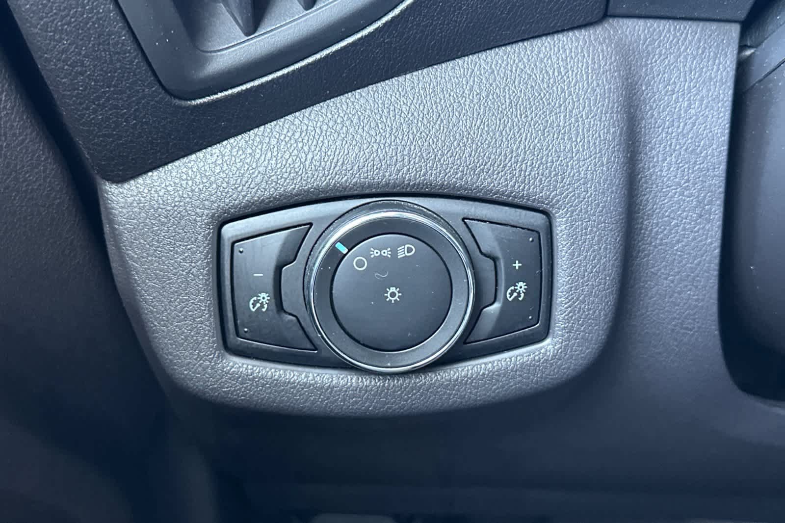 Used 2016 Ford Transit Connect XL FWD image 29