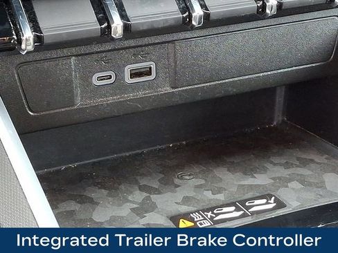 Used 2023 Chevrolet Colorado LT w/ LT Convenience Package II image 29