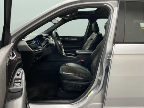 Used 2022 Jeep Grand Cherokee Altitude image 11