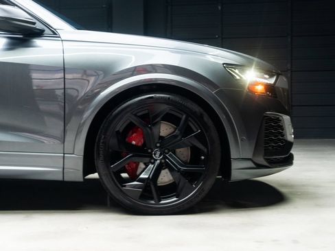 Used 2021 Audi RS Q8 w/ Carbon Optic Package AWD/4WD image 10