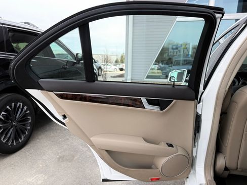 Used 2013 Mercedes-Benz C 300 4MATIC Sedan w/ Premium 1 Pkg image 18