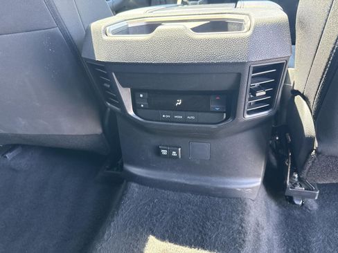 Used 2025 Toyota Sequoia SR5 AWD/4WD image 37
