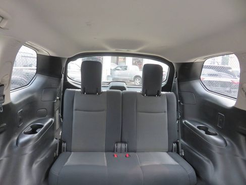 Used 2018 Nissan Pathfinder 4WD image 23