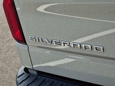 Used 2026 Chevrolet Silverado 1500 RST AWD/4WD image 30