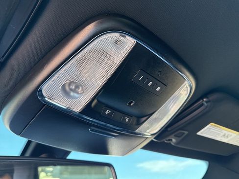 Used 2021 Chrysler 300 S image 30