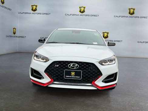 Used 2022 Hyundai Veloster N image 2