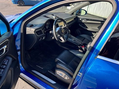 Used 2016 Porsche Macan S image 16