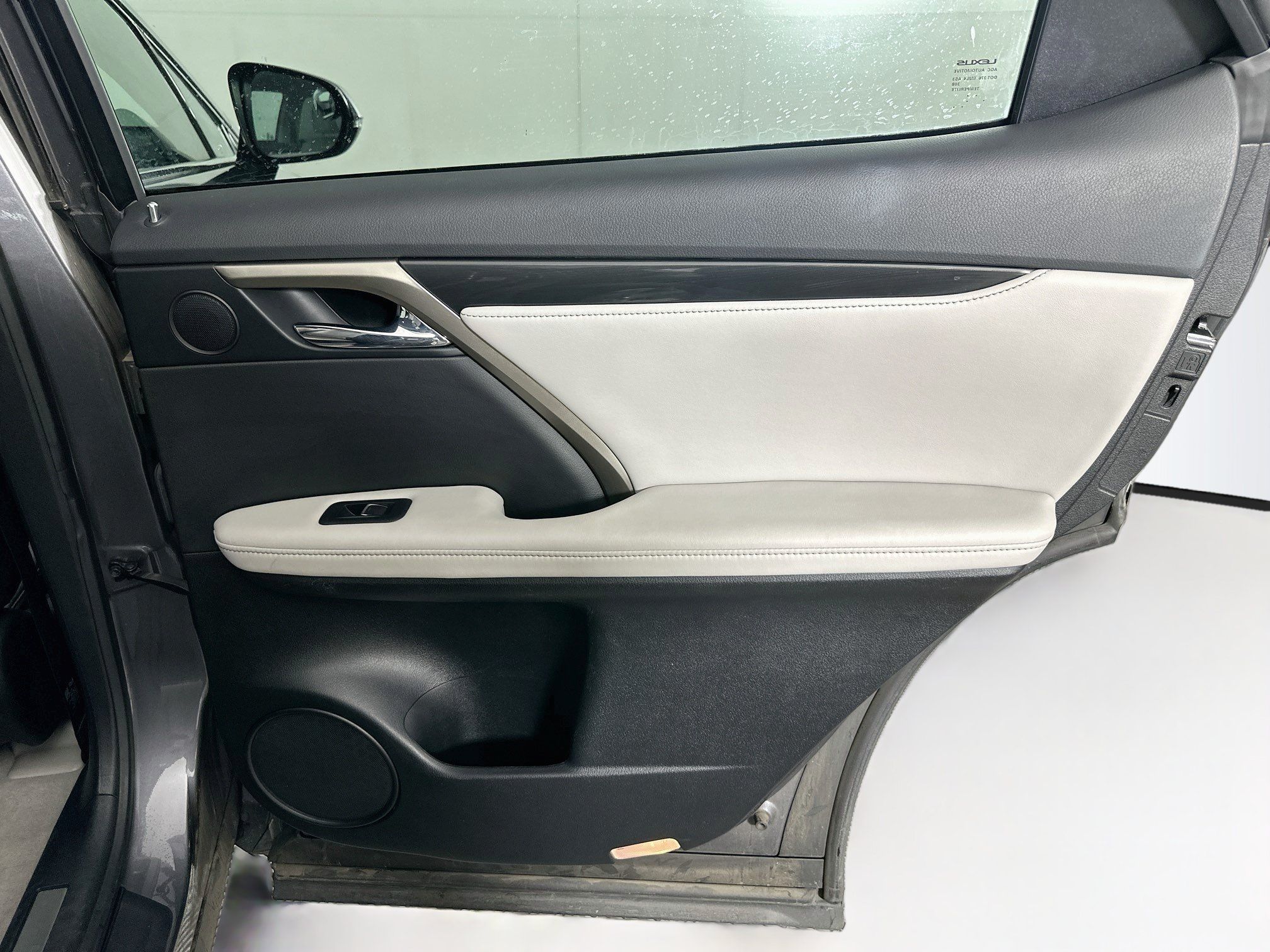 Used 2016 Lexus RX 350 AWD w/ Accessory Package image 28