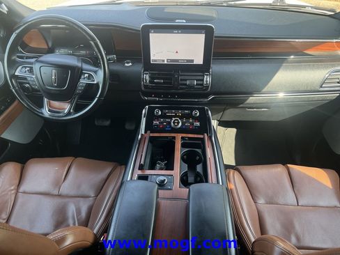 Used 2020 Lincoln Navigator Reserve w/ Luxury Package RWD image 5