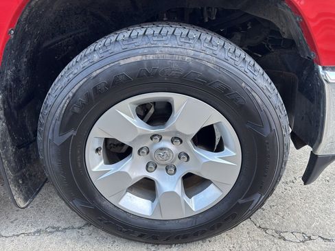 Used 2021 RAM 1500 Big Horn image 14