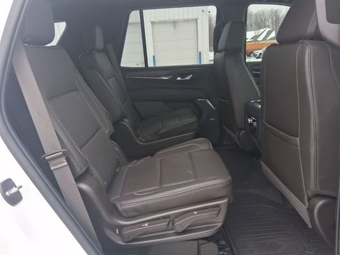 Used 2022 GMC Yukon Denali w/ Advanced Technology Package image 20