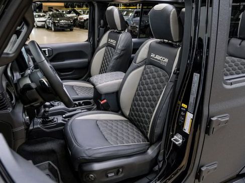 Used 2025 Jeep Wrangler Unlimited Rubicon 392 image 88