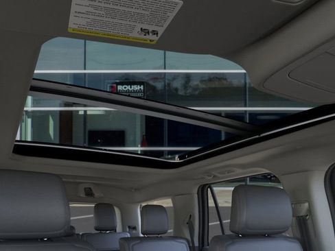 New 2025 Ford Expedition Active image 22