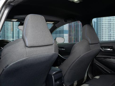 Used 2022 Toyota Corolla SE image 12