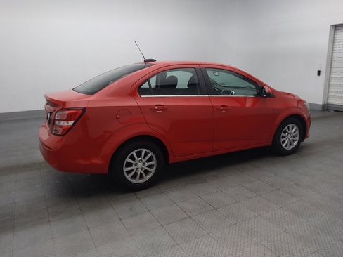 Used 2017 Chevrolet Sonic LT w/ Convenience Package FWD image 10