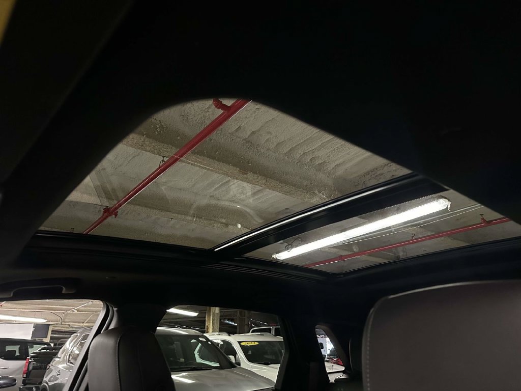 Used 2023 Cadillac XT5 Premium Luxury AWD/4WD image 23