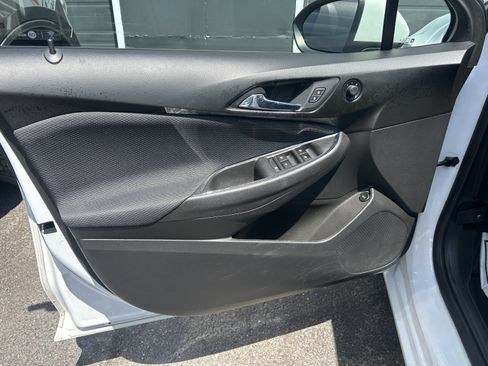 Used 2016 Chevrolet Cruze LT FWD image 20