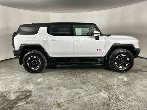 Used 2025 GMC Hummer EV 3X w/ Extreme Off-Road Package image 9