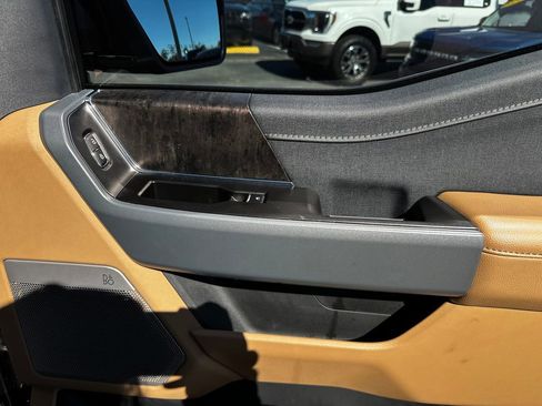 Used 2023 Ford F150 Lariat w/ Equipment Group 502A High image 37