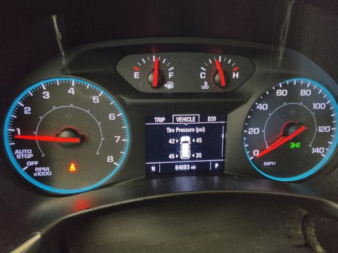 Used 2019 Chevrolet Equinox LS w/ LS Convenience Package image 23