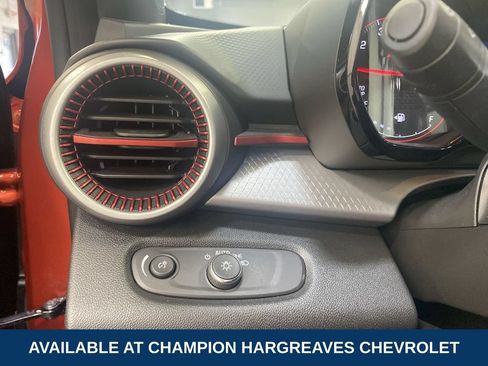 Used 2024 Chevrolet Trax RS w/ Driver Confidence Package FWD image 23
