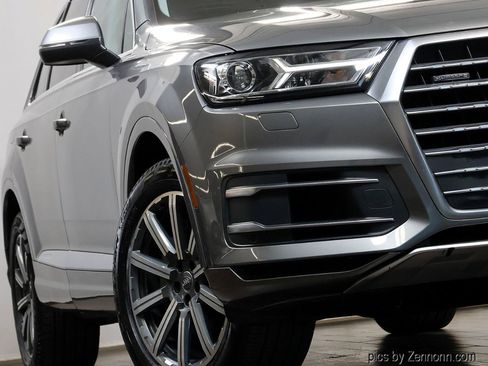 Used 2017 Audi Q7 3.0T Premium Plus AWD/4WD image 4