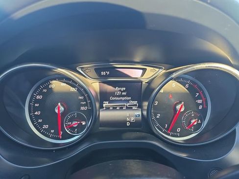 Used 2019 Mercedes-Benz CLA 250 4MATIC image 23