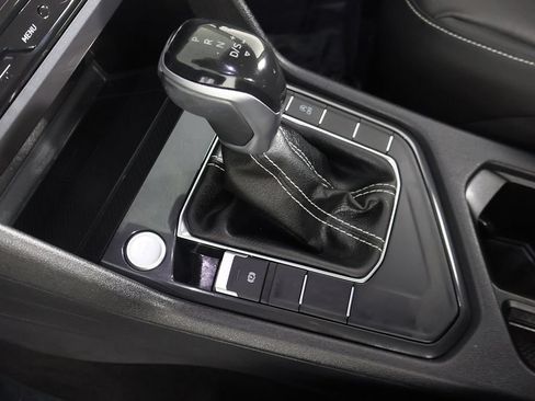 Used 2023 Volkswagen Tiguan SE FWD image 47