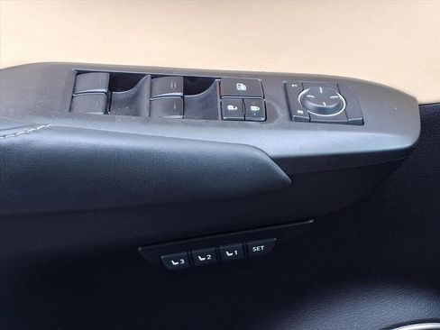 Used 2015 Lexus NX 200t FWD w/ Luxury Package image 19